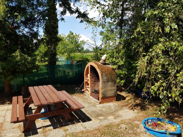 Toparti Vendeghaz - Lipot, Magyarorszag Exterior foto