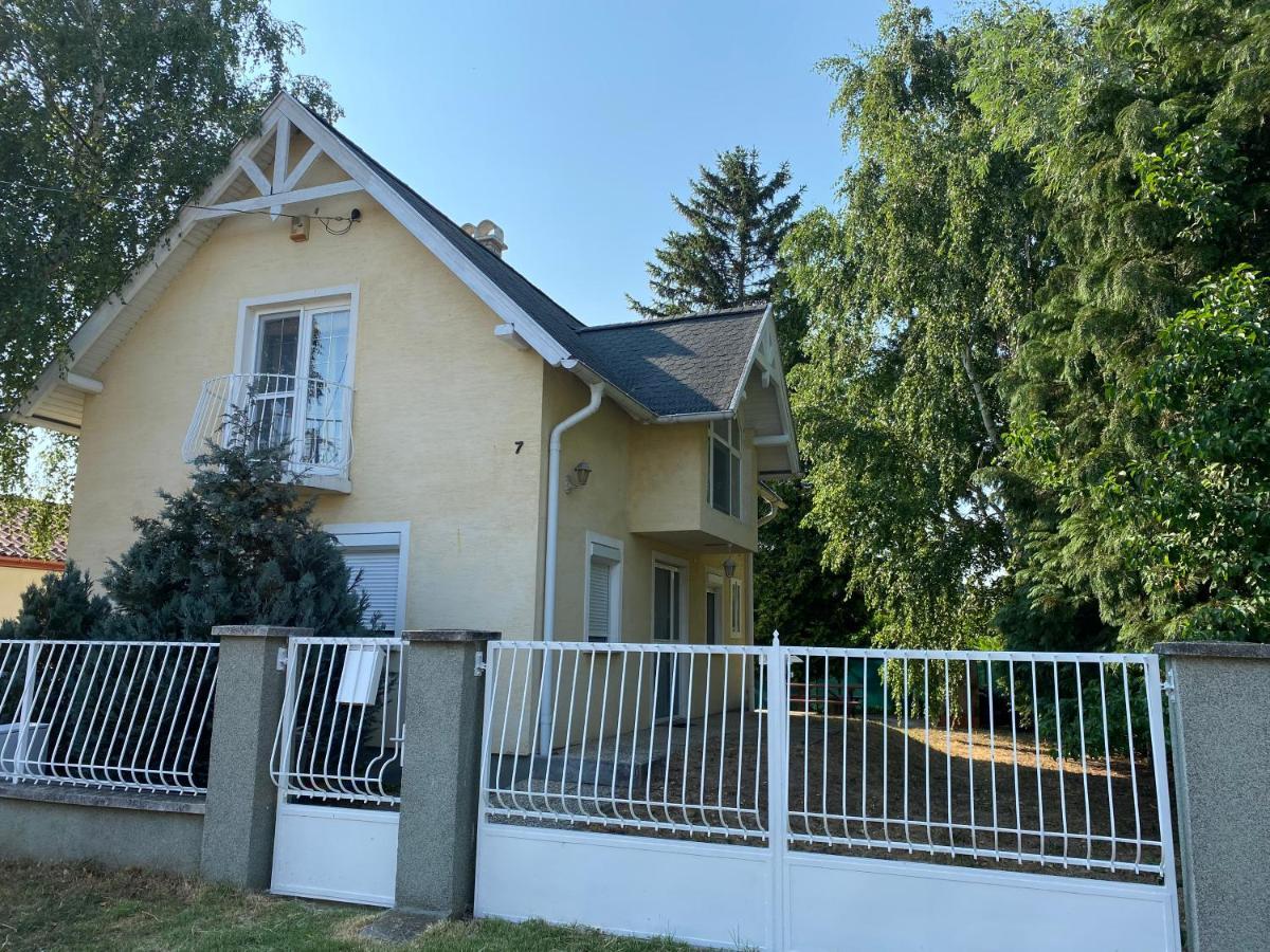 Toparti Vendeghaz - Lipot, Magyarorszag Exterior foto